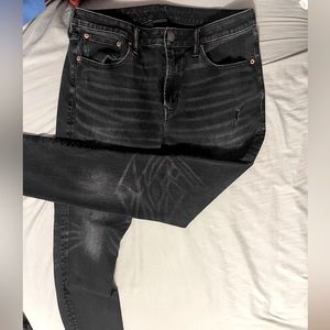 34x32 black American eagle jeans
